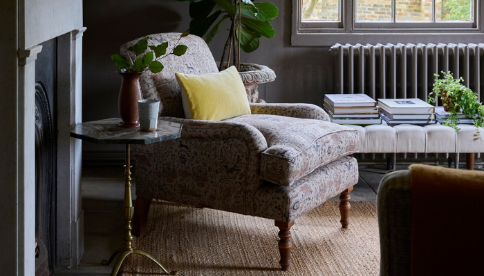 LYNDHURST CHAIR LYNDHURST CHAIR